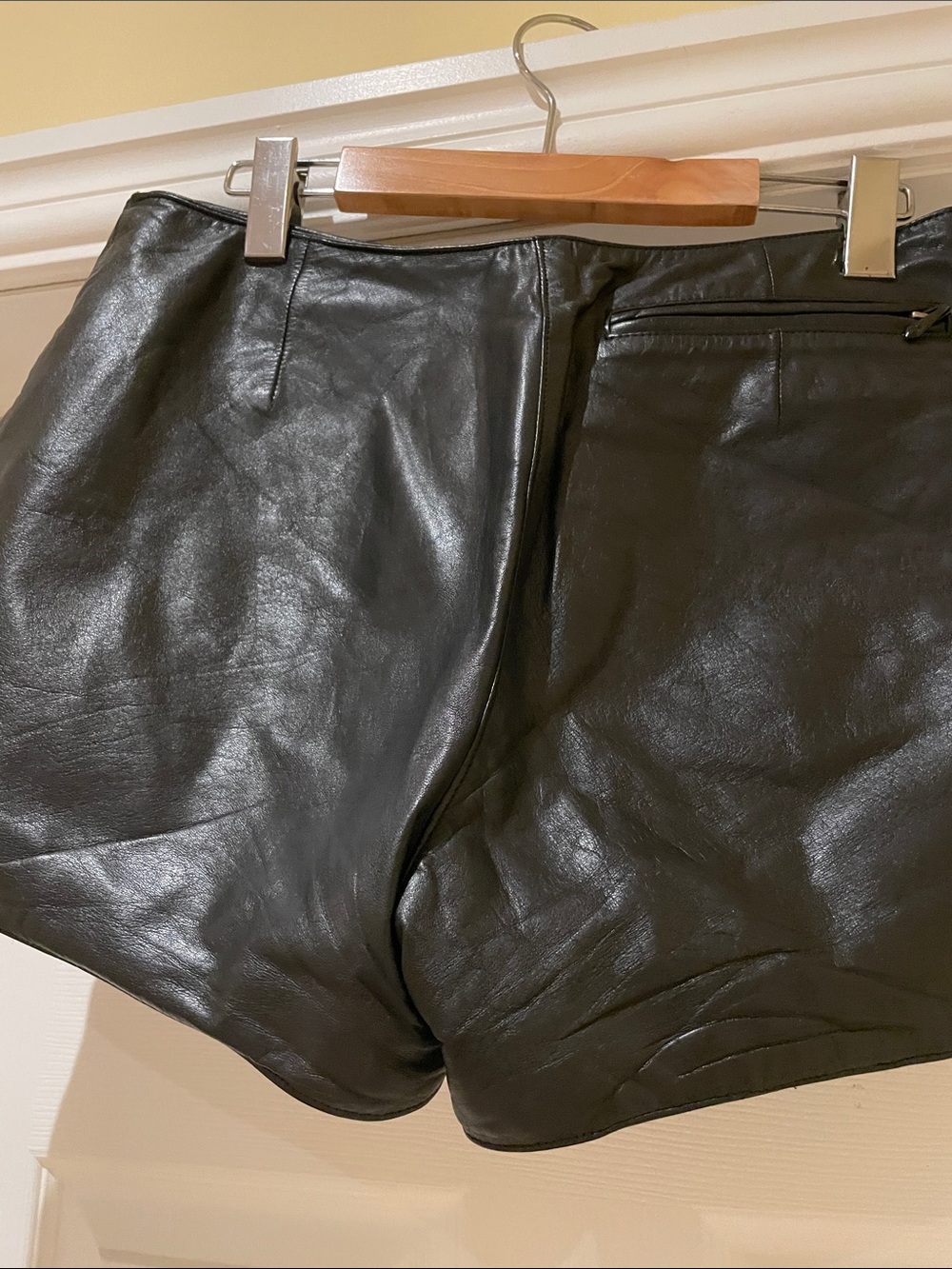 Harley-Davidson Leather Shorts • Y2K Biker Chic • Genuine Leather.Moto festival - Picture 5 of 15